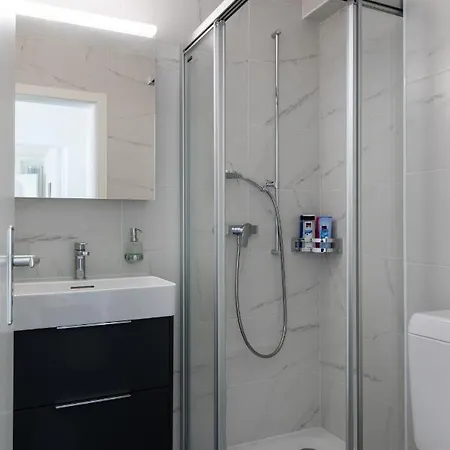 Spacious - Panoramic View Apartman *